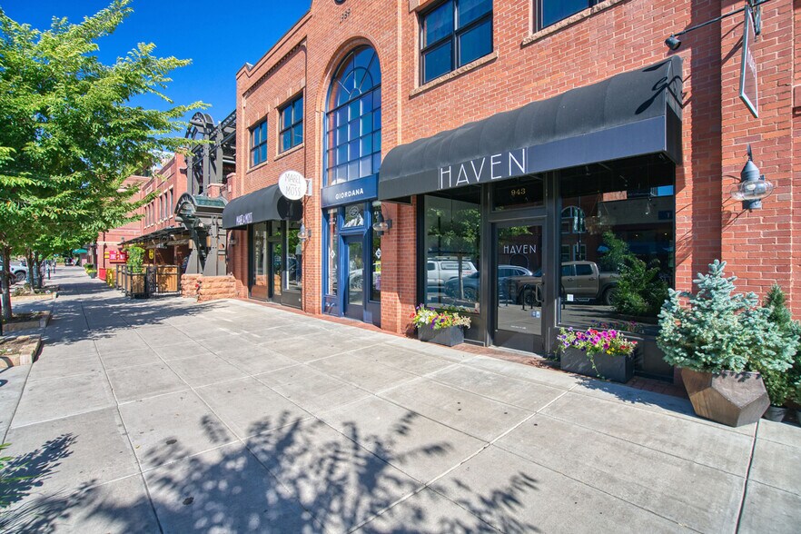 More Photos Of 943 Pearl St, Boulder Storefront Retail Office For Lease