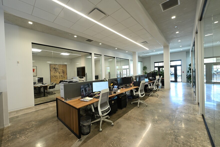 More Photos Of 2319 N Miami Ave, Miami Office For Lease