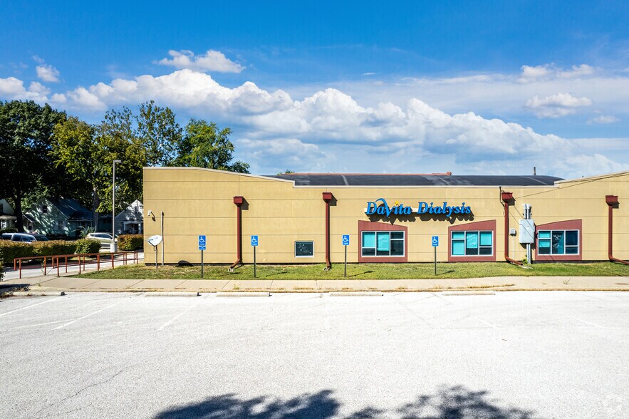 More Photos Of 501 Oak St, Leavenworth Medical For Lease