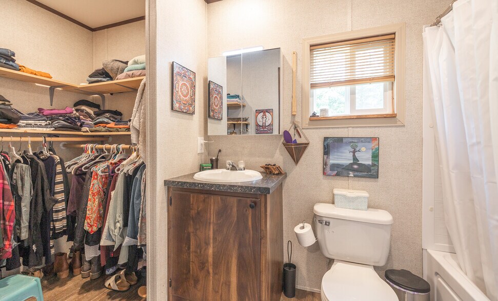 More Photos Of 11726 Highway K, Jadwin Hotel For Sale