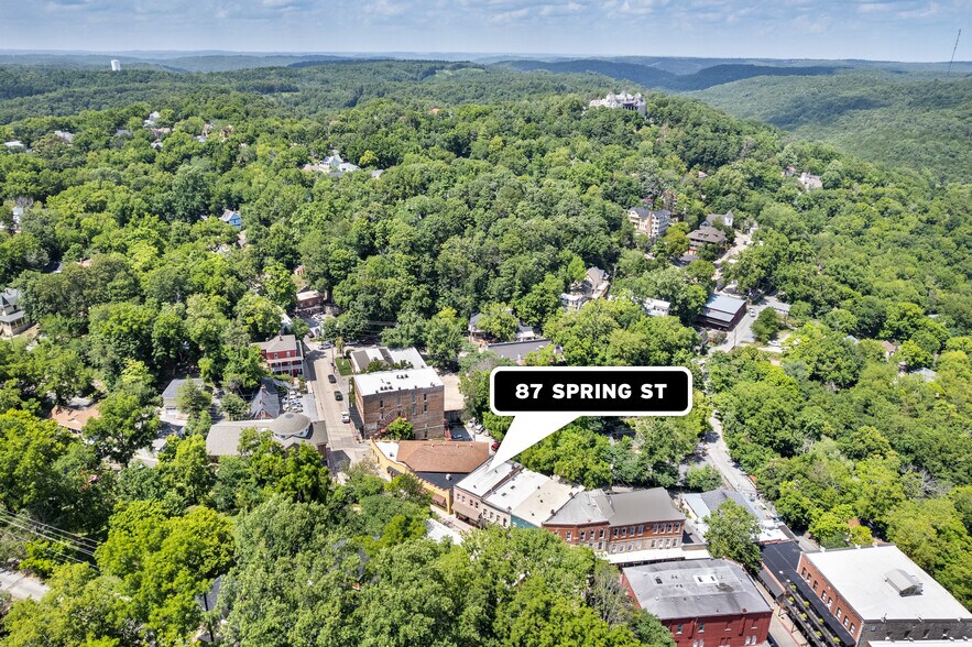 More Photos Of 87 Spring St, Eureka Springs Storefront Retail Residential For Sale