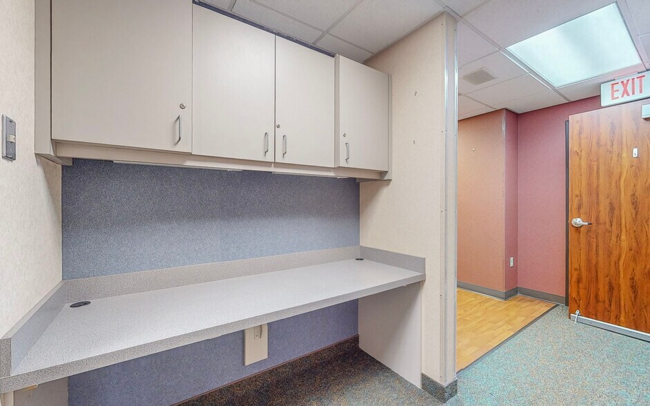 More Photos Of 4000 Johnson Rd, Steubenville Healthcare For Sale