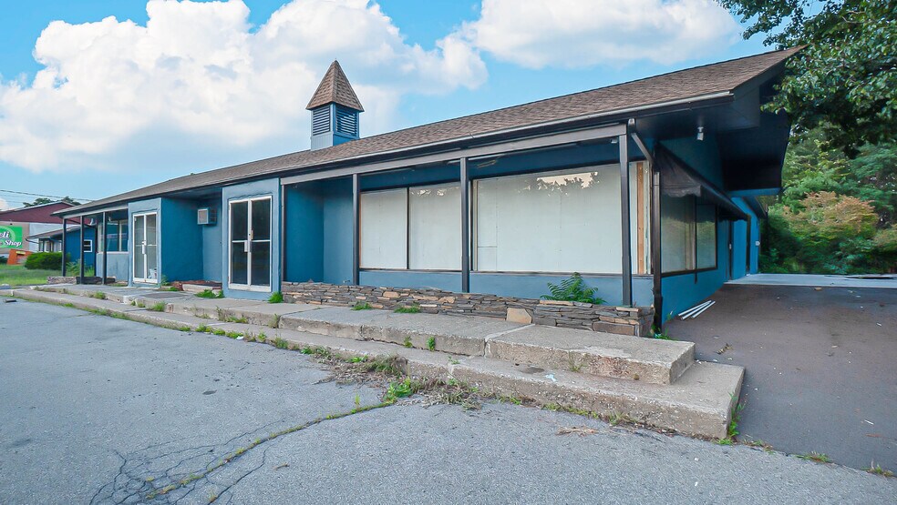 More Photos Of 906 Rt-28, Kingston Restaurant For Sale