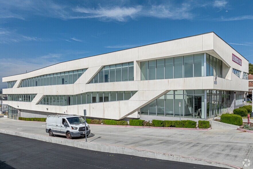 More Photos Of 19115-19117 Colima Rd, Rowland Heights Medical For Lease