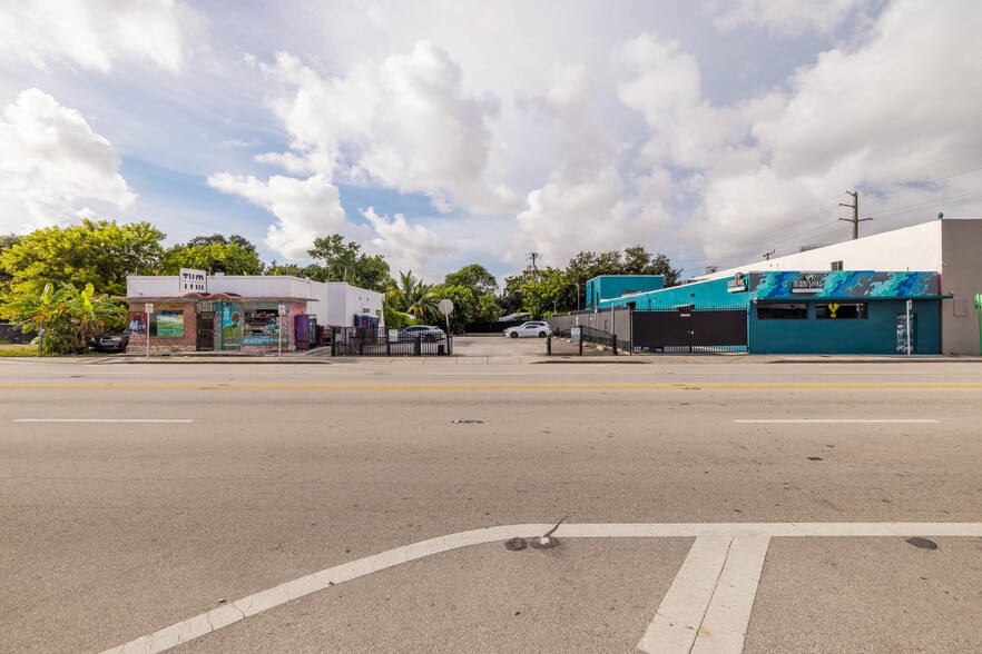 More Photos Of 279 NW 54th St, Miami Flex For Sale