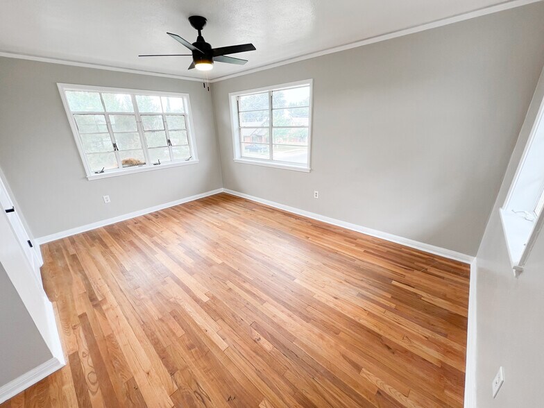 More Photos Of 1306 W Wall St, Midland Office For Lease