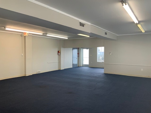 More Photos Of 3014-3016 Governor Printz Blvd, Wilmington Warehouse For Lease