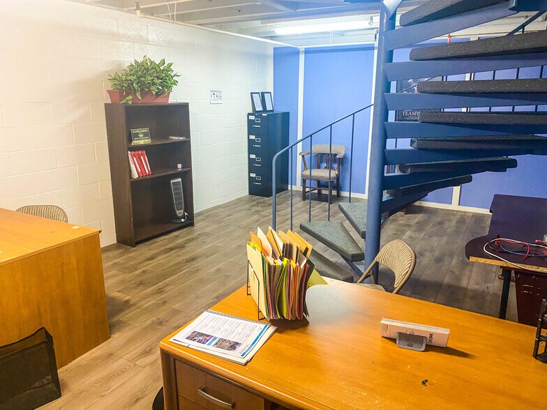 More Photos Of 3621-3629 N Sepulveda Blvd, Manhattan Beach Storefront Retail Office For Lease