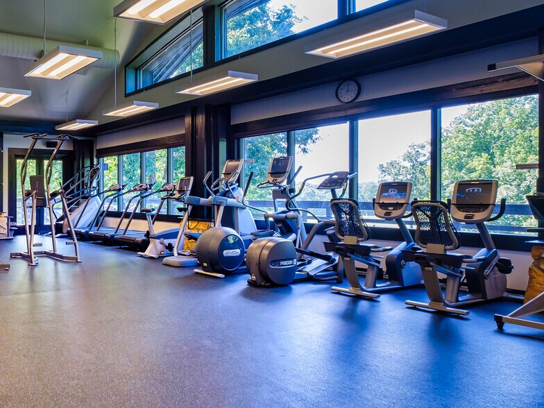 More Photos Of 102 Hidden Pastures Dr, Cramerton Office Residential For Sale