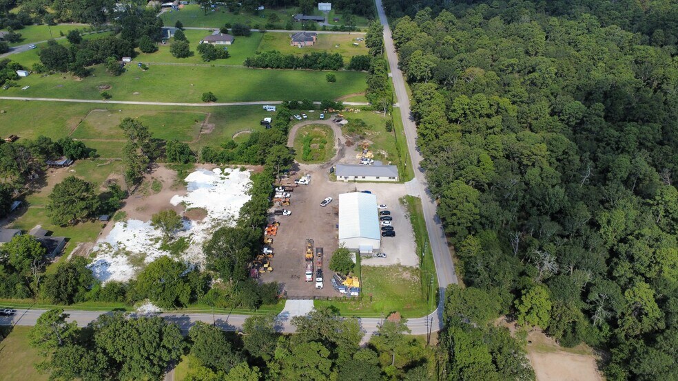 More Photos Of 6814 Treaschwig Rd, Spring Warehouse For Sale