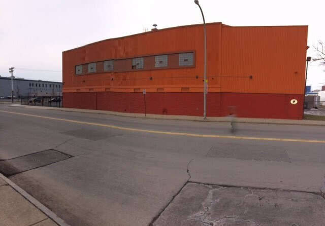 More Photos Of 300 Genesee St, Buffalo Industrial For Sale