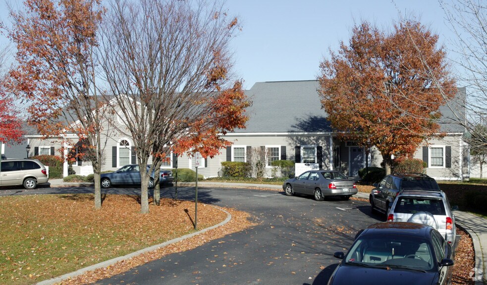More Photos Of 450 Veterans Memorial Pky, East Providence Medical For Lease