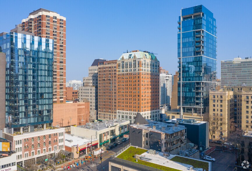 More Photos Of 1150 N State St, Chicago Apartments For Lease