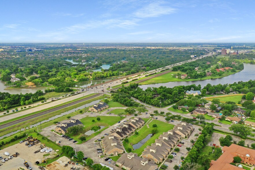 More Photos Of 140 Eldridge Rd, Sugar Land Medical For Lease