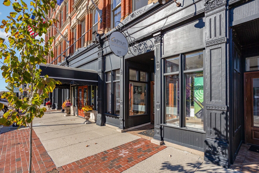 More Photos Of 311-321 Center Ave, Bay City Apartments For Sale