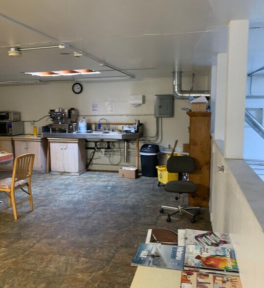 More Photos Of 716-718 Frederick St, Santa Cruz Flex For Sale