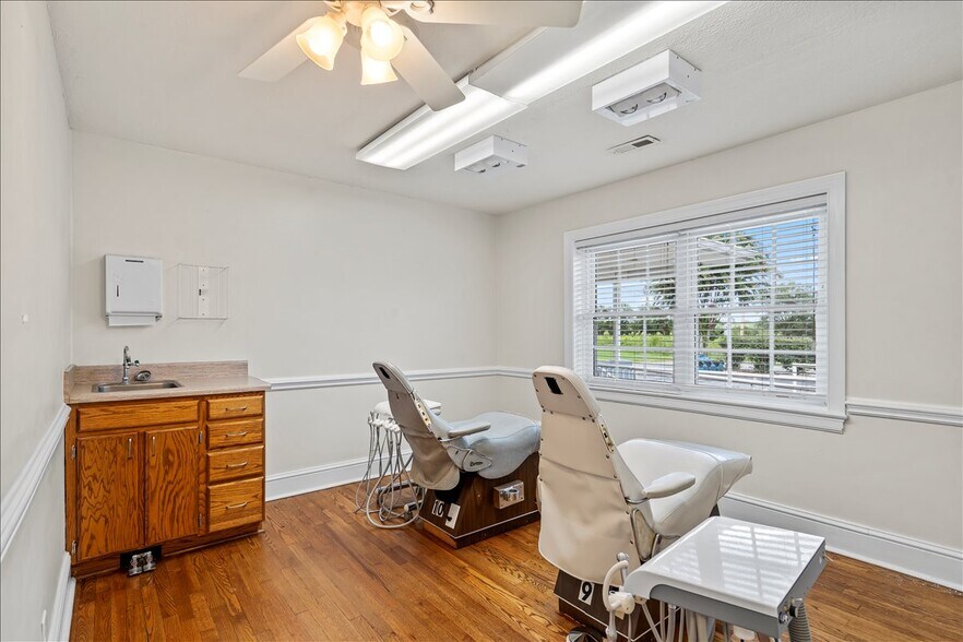 More Photos Of 492 W Main St, Forest City Freestanding For Sale