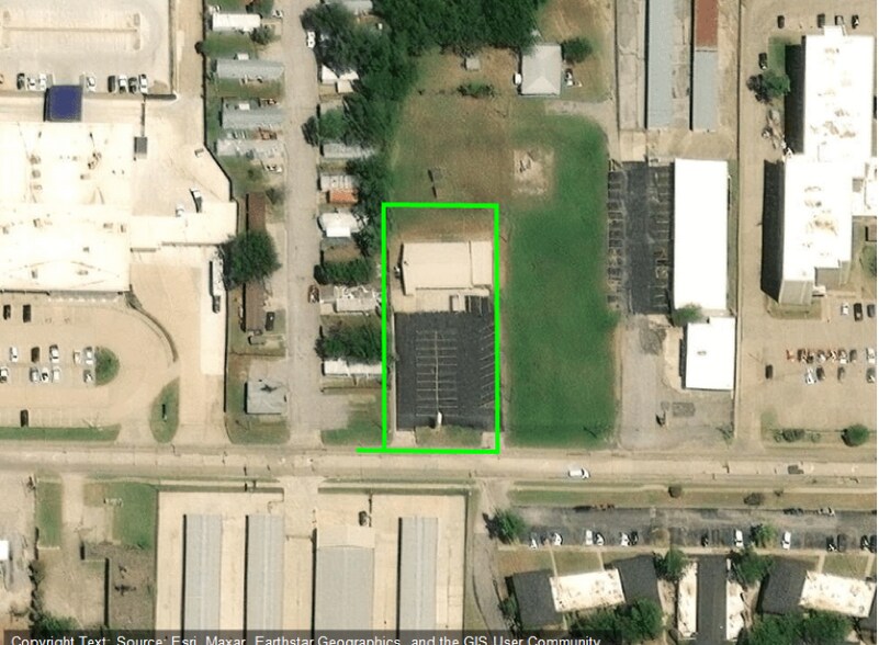 More Photos Of 1010 E Independence St, Shawnee Religious Facility For Lease