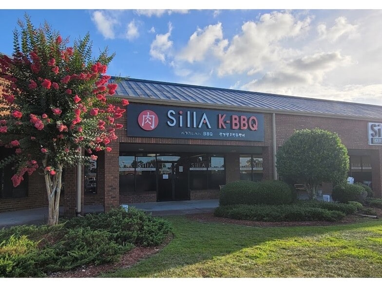 More Photos Of 11 Gateway Blvd S, Savannah Unknown For Lease