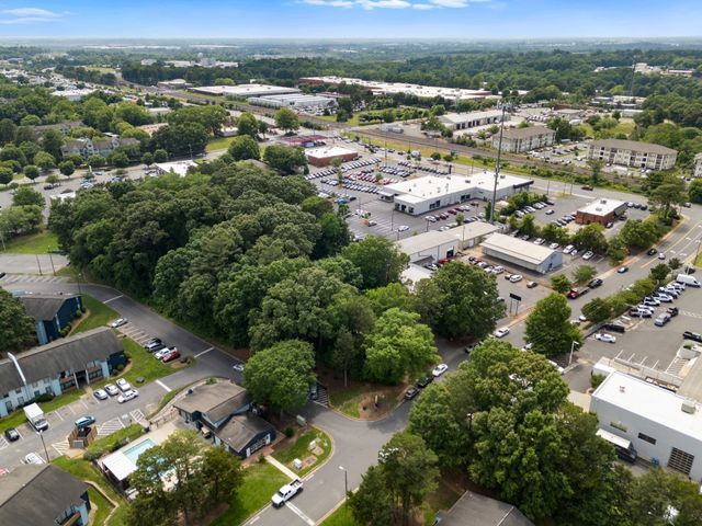 More Photos Of 1346 Hill Rd, Charlotte Office For Sale
