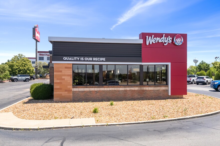More Photos Of 19175 S La Grange Rd, Mokena Fast Food For Sale