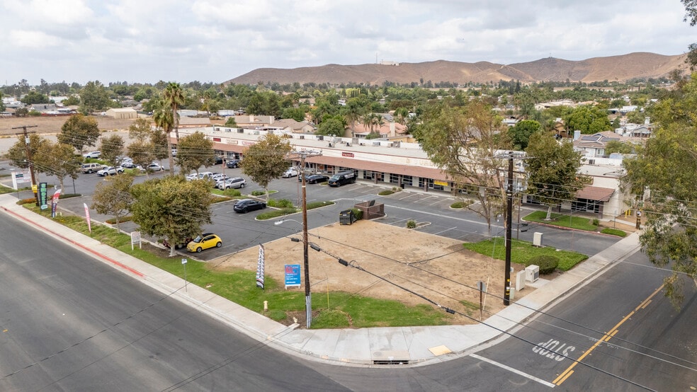 More Photos Of 9415 Mission Blvd, Riverside Unknown For Sale