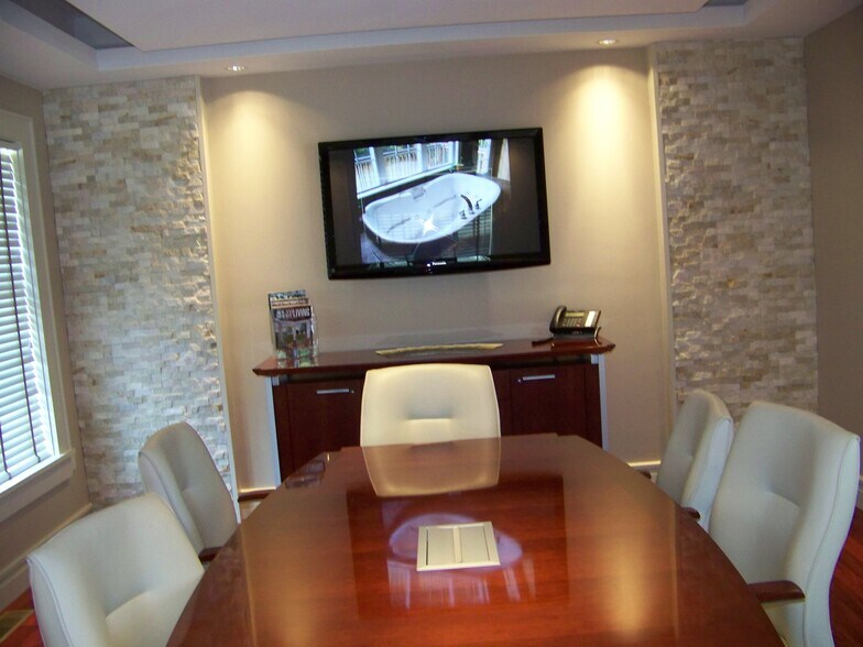 More Photos Of 209 Broadway, Hanover Office For Lease