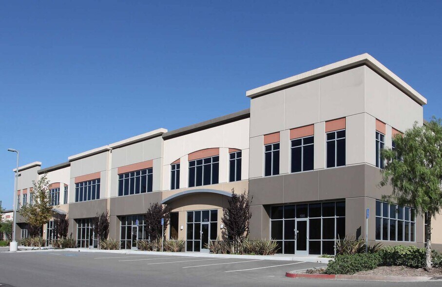 Primary Photo Of 1555-1585 Laurel Bay Ln, San Diego Manufacturing For Sale