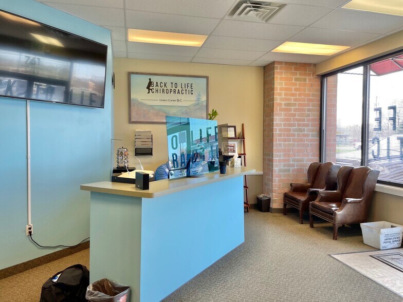 More Photos Of 761 Indian Boundary Rd, Chesterton Unknown For Lease