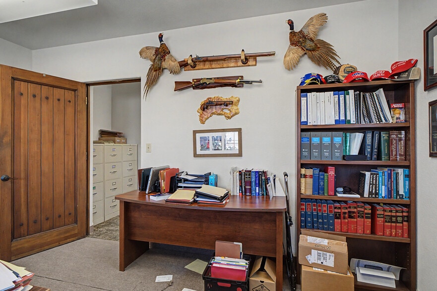 More Photos Of 56 C St NW, Ephrata Office Residential For Sale
