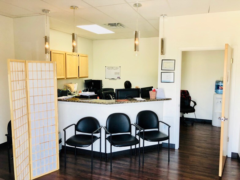 More Photos Of 1229 Creekway Dr, Sugar Land Medical For Lease