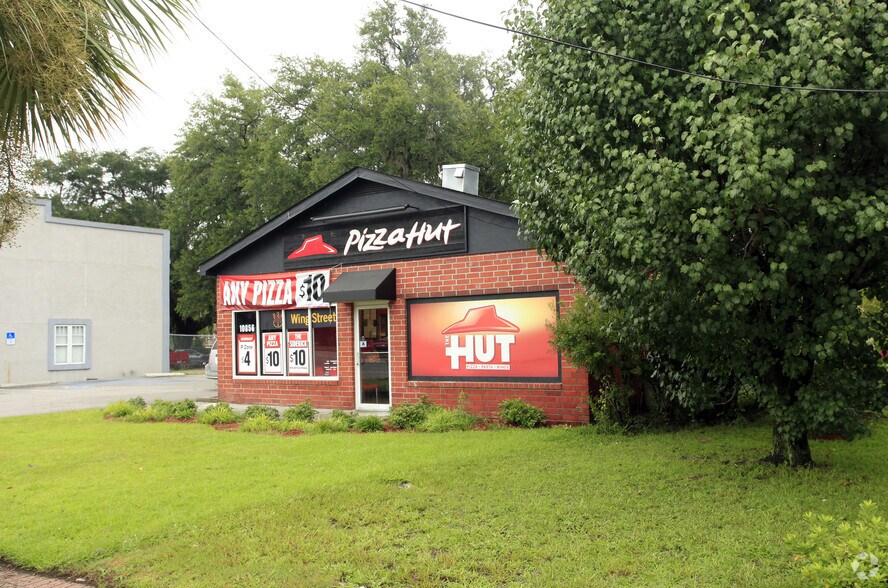 More Photos Of 10856 N Jacob Smart Blvd, Ridgeland Fast Food For Sale