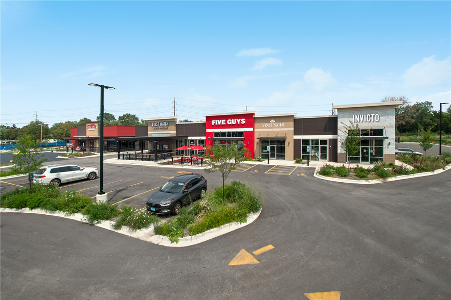 More Photos Of 2811 Mannheim Rd, Des Plaines Storefront Retail Office For Sale