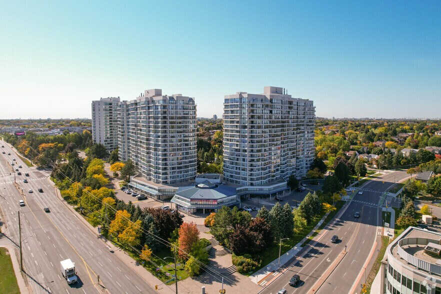 More Photos Of 7300-7330 Yonge St, Vaughan Apartments For Lease