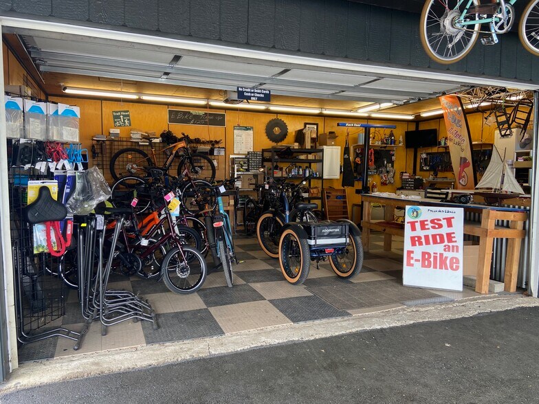 More Photos Of 6249 W Maine St, Spirit Lake Restaurant For Sale