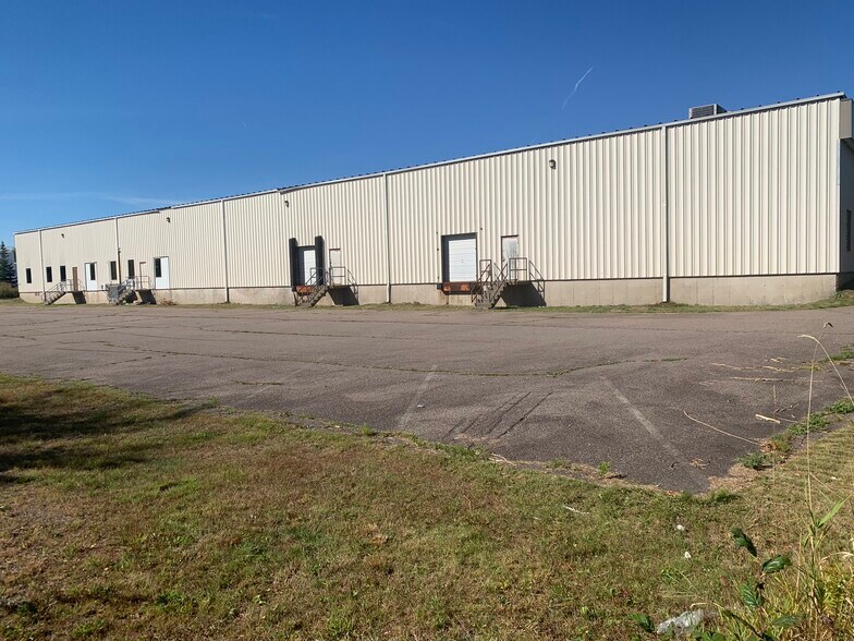 More Photos Of 32 Paint St, Port Hawkesbury Office For Lease