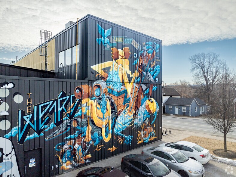 More Photos Of 207 Burlington St E, Hamilton Manufacturing For Lease