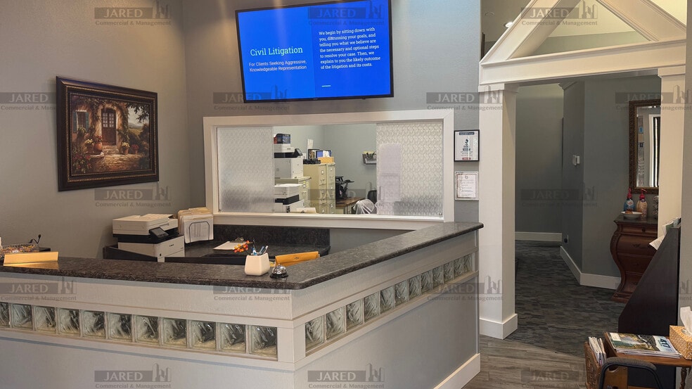 More Photos Of 1200 E Woodhurst Dr, Springfield Medical For Sale