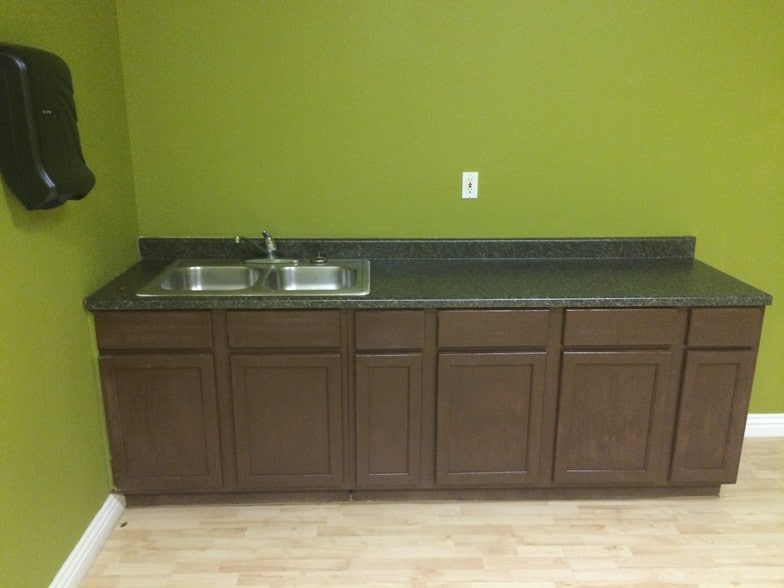 More Photos Of 4315 N Rancho Dr, Las Vegas Loft Creative Space For Lease