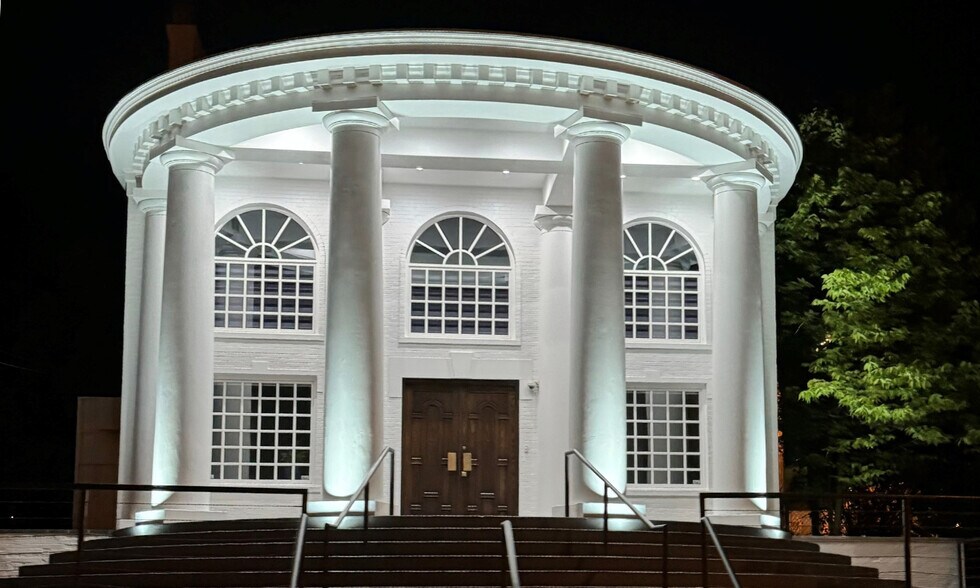 More Photos Of 2605 Burnet Ave, Cincinnati Office For Sale