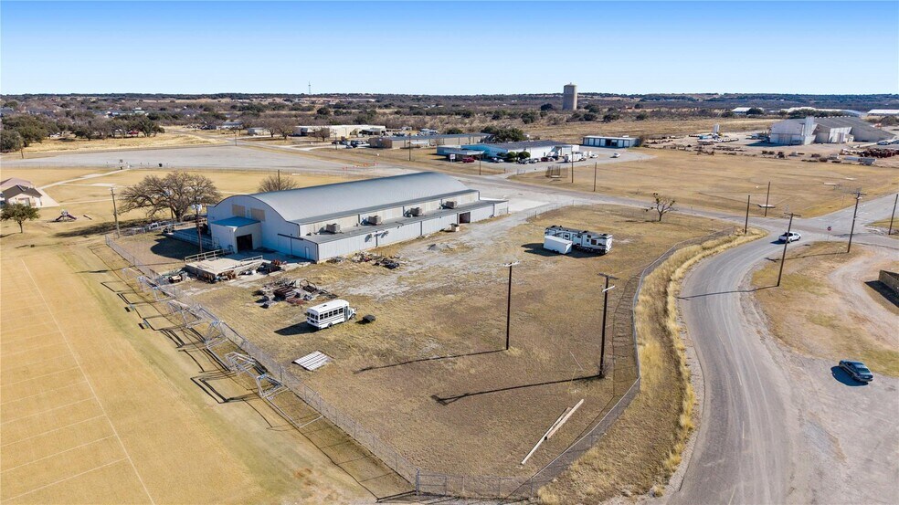 More Photos Of 3300 Milam Dr, Brownwood Industrial For Sale