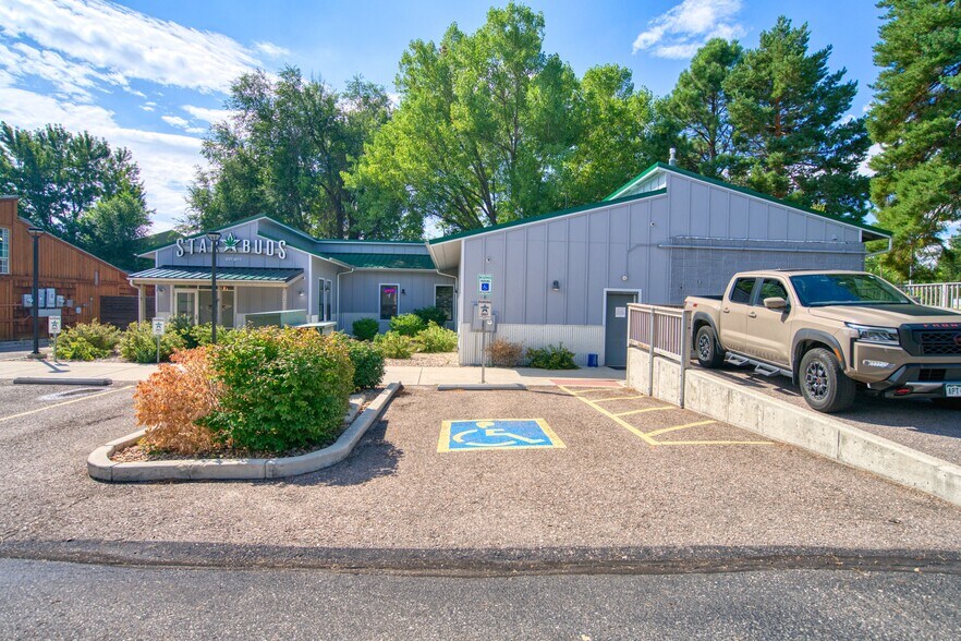 More Photos Of 6924 N 79th St, Niwot Warehouse For Sale