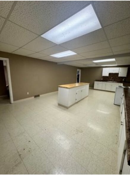 More Photos Of 115 S Pierce St, Crestline Religious Facility For Sale