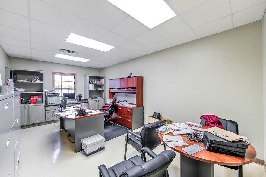 More Photos Of 1711 Dunn St, Houma Service For Lease