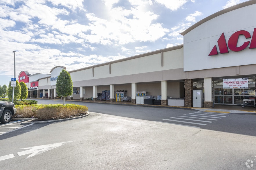 More Photos Of 1000-1016 Cape Coral Pky E, Cape Coral Supermarket For Lease