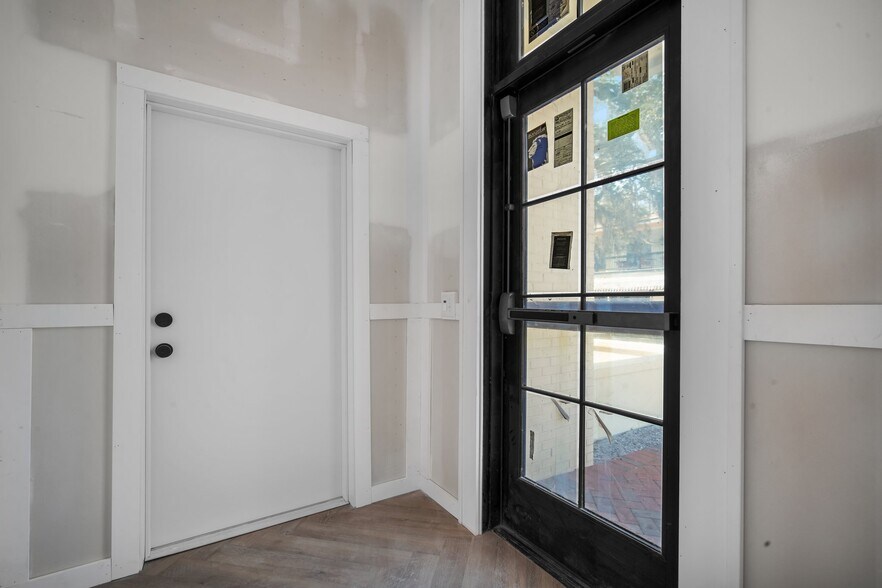 More Photos Of Habersham and 37th Street, Savannah Apartments For Lease