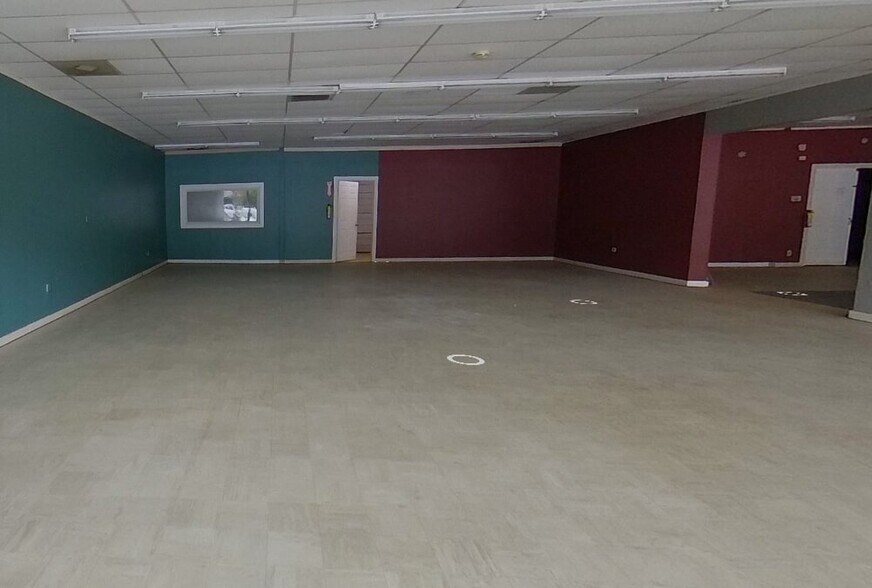 More Photos Of 1070-1076 Patton Ave, Asheville Storefront Retail Office For Lease