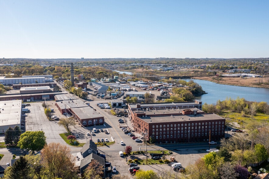 More Photos Of 58 Pulaski St, Peabody Unknown For Lease