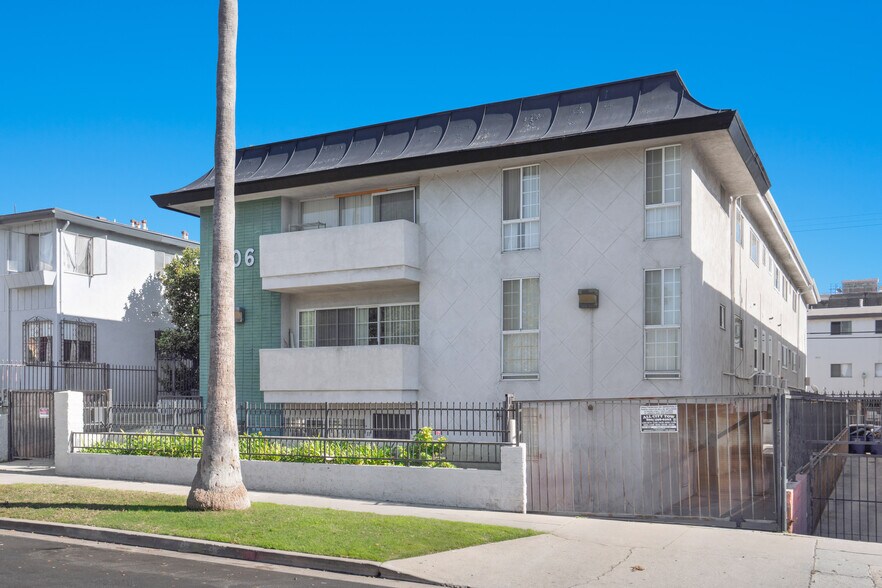 More Photos Of 406 S St Andrews Pl, Los Angeles Apartments For Sale