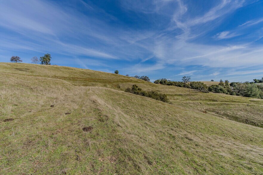 More Photos Of Old Highway 49, Sutter Creek Land For Sale